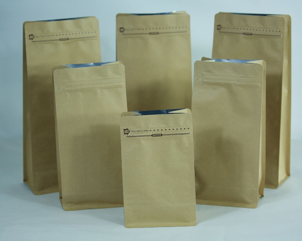 Dog food bags Cat food bags Pet food bags Recyclable bags Square Bottom bags Biodegradable pet food bag