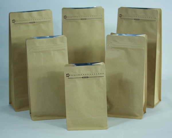 100% Biodegradable Kraft PLA bag stand up pouch Biodegradable kraft paper bags with window Nut food bags Leisure food bags square bottom bag